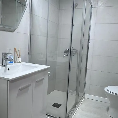 Piso En Ubicacion Excelente Apartmán Vigo